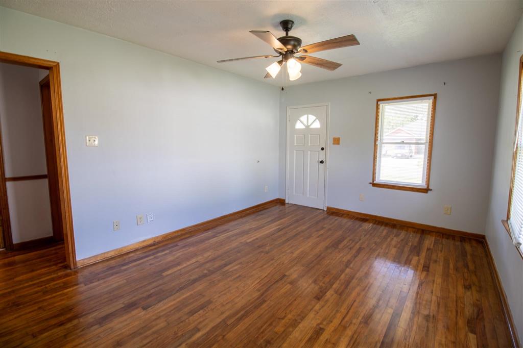910 Fall Street — photo 3