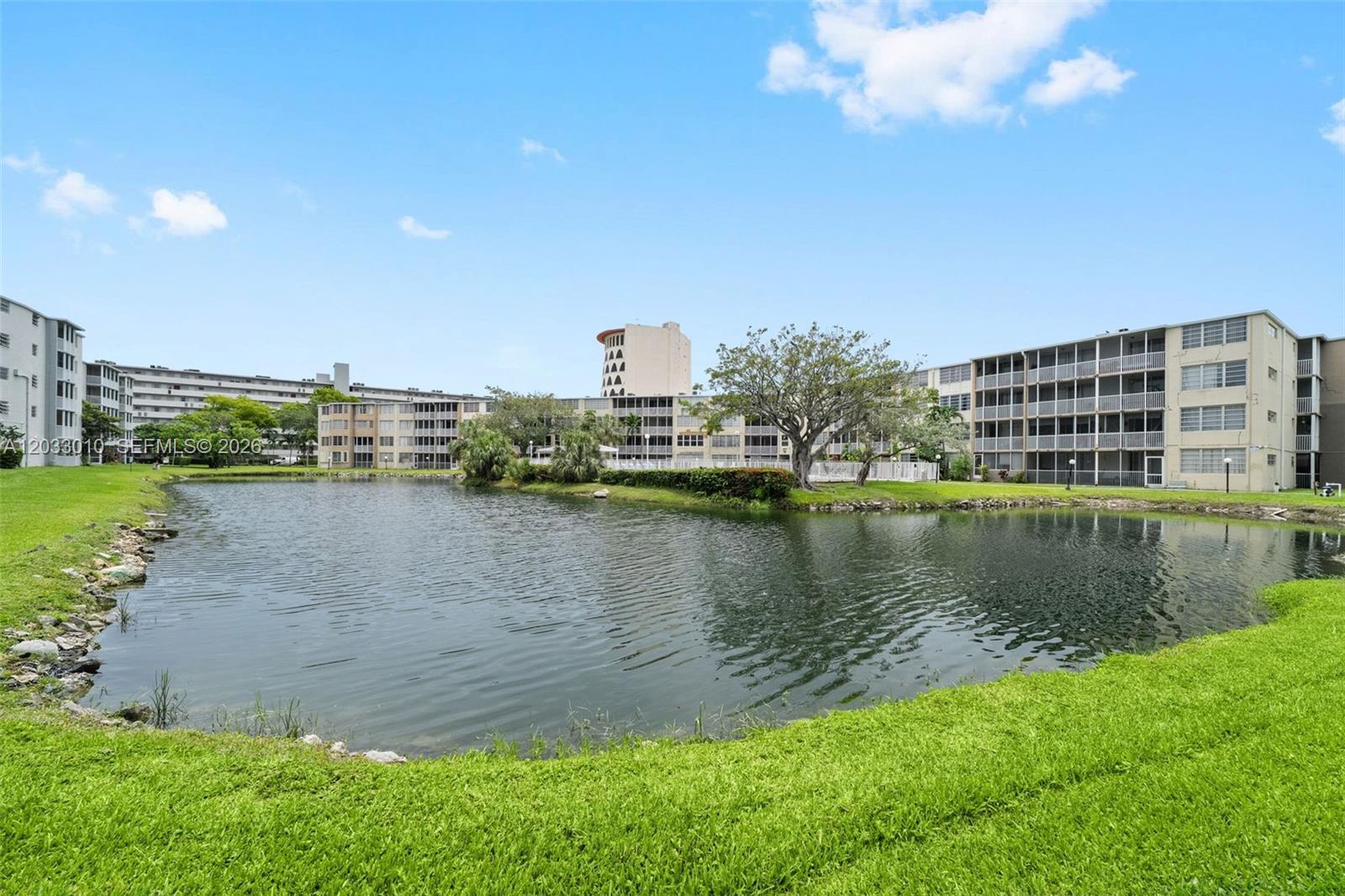 Jade Winds Group Bamboo G