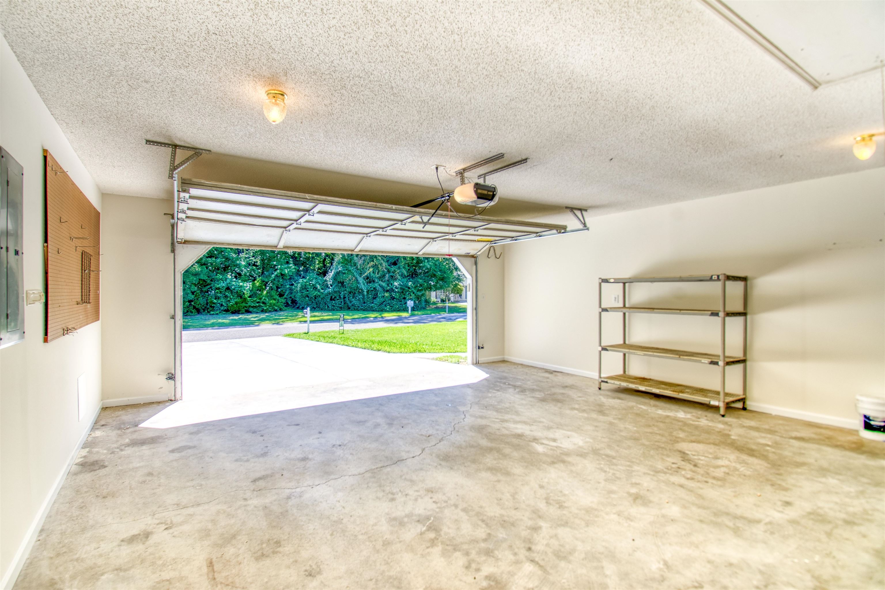 2614663 | Photo 22