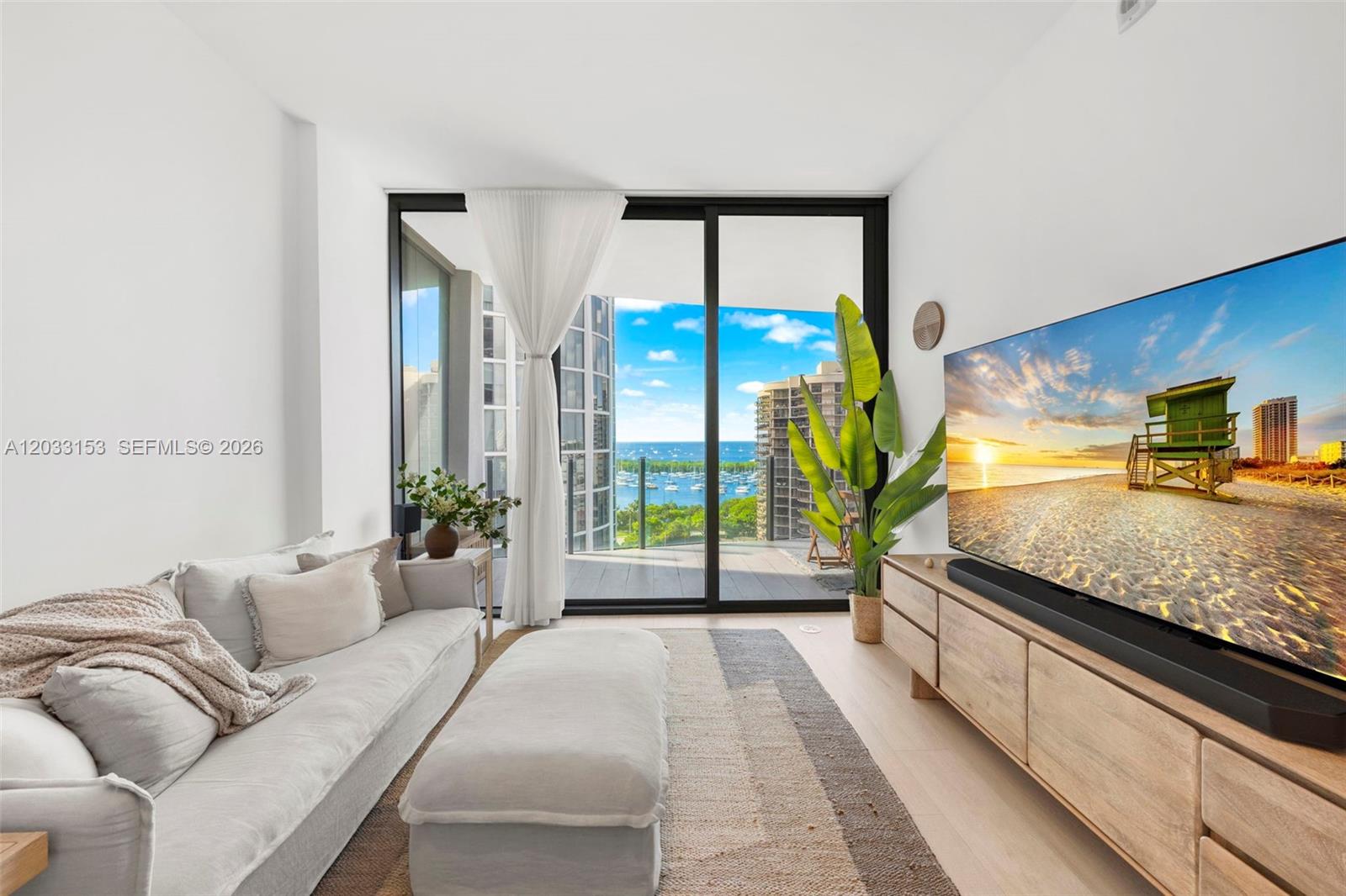 Club Residences At Park Gr