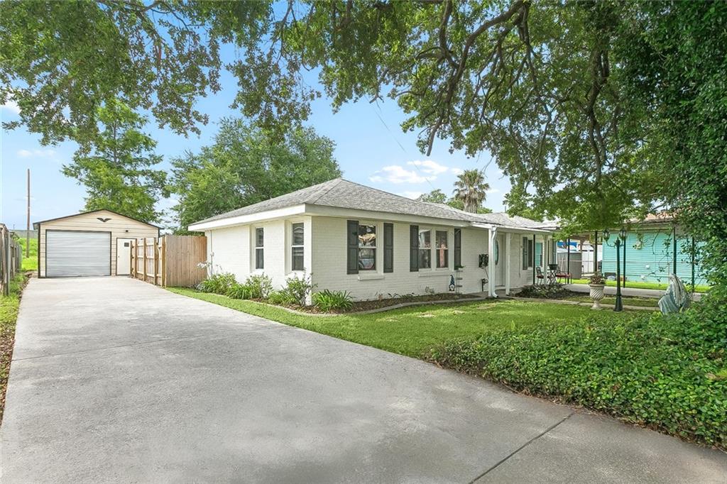 Homes for sale in Belle Chasse, LA | 203 Broad St, Belle Chasse, LA 70037 | MLS# 2562022