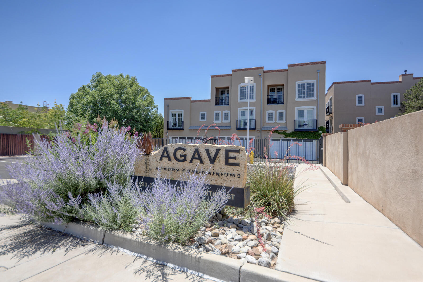 Homes for sale in Albuquerque, NM | 1900 Central Ave Sw #101, Albuquerque, NM 87104 | MLS# 1105133