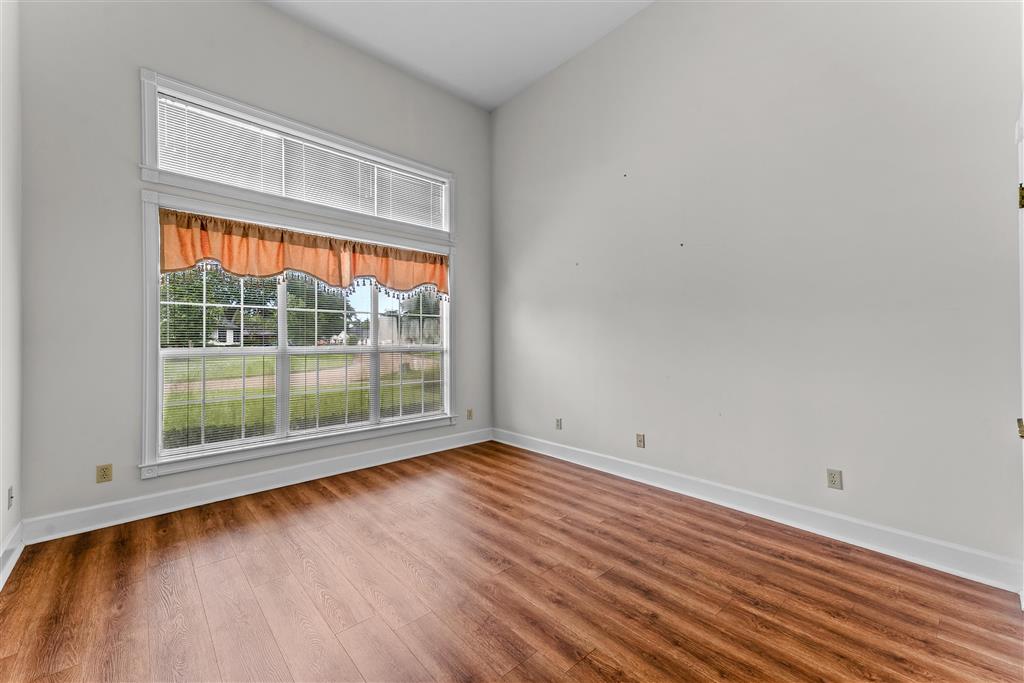513 Orchard Drive — photo 17