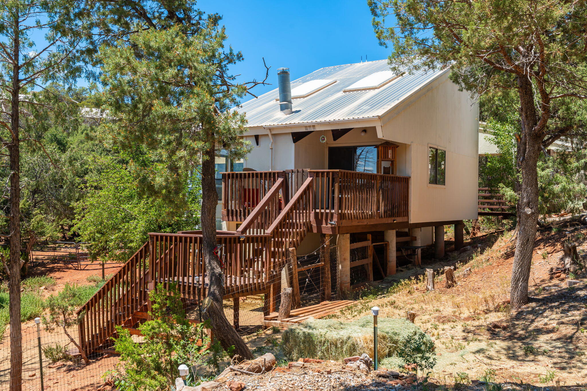 Photo 4 of Single family home for sale at 36 Sandia Park Ln, Sandia Park, NM 87047 | MLS# 1105216 | Listing updated on 2026-09-13