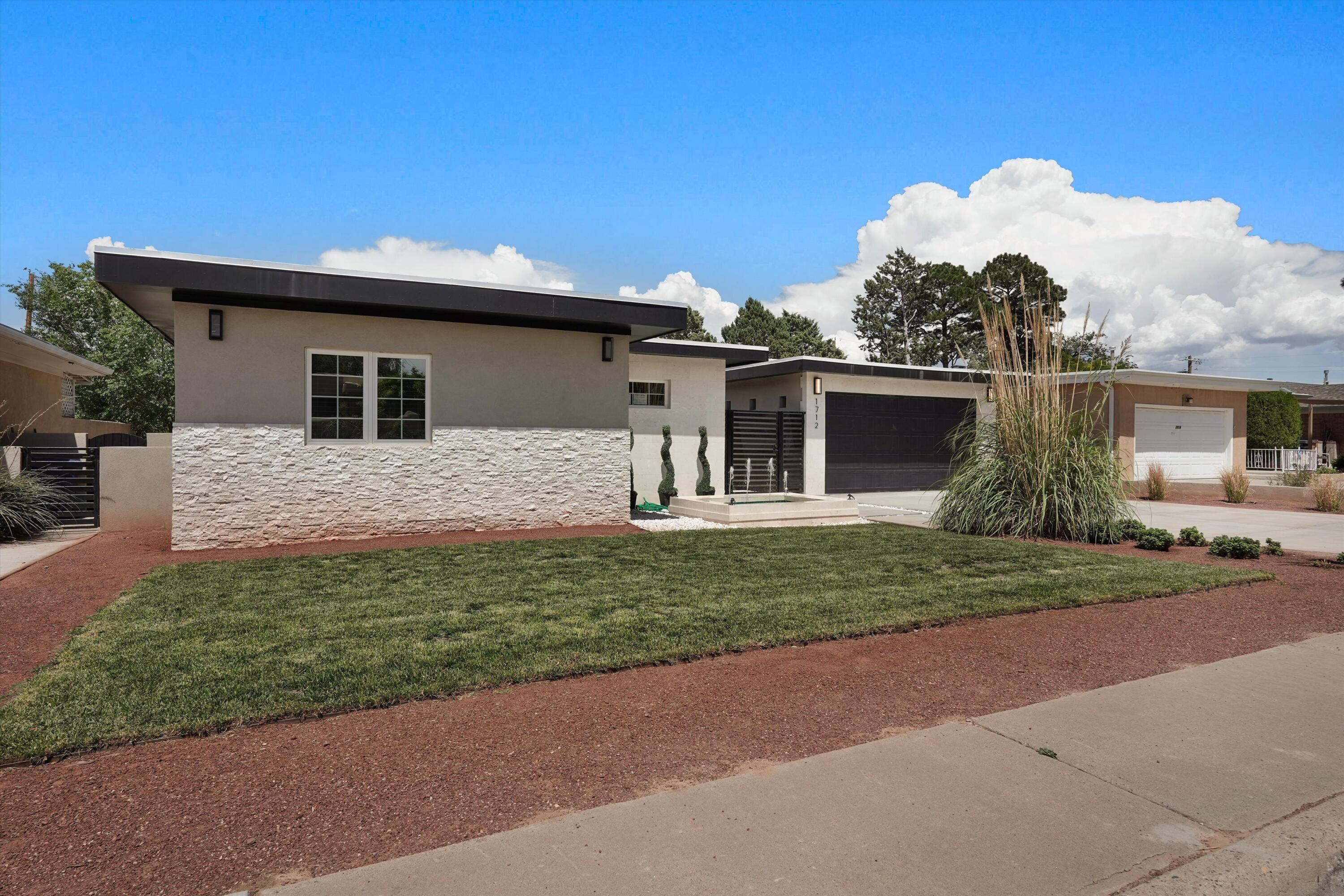 1712 Morningrise Place SE, Albuquerque