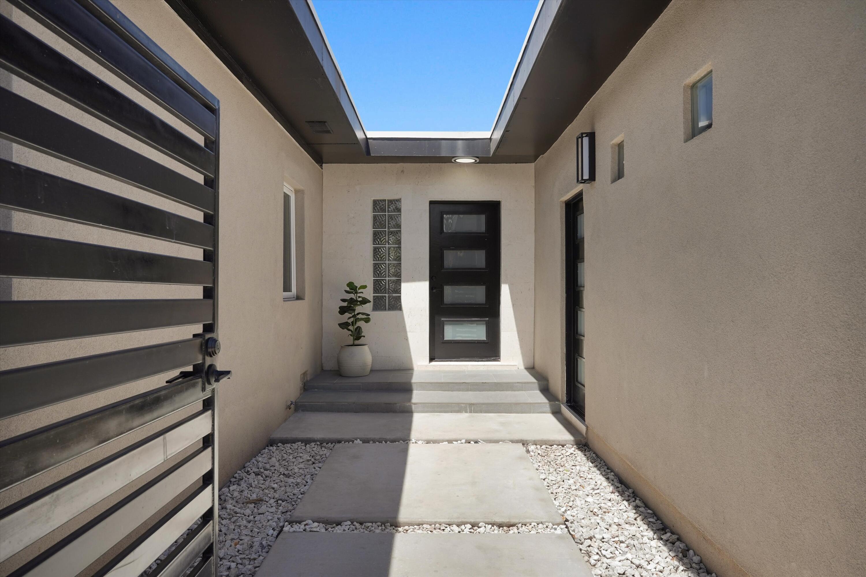 5th image of 1712 Morningrise Pl Se, Albuquerque, NM 87108 | MLS# 1105225