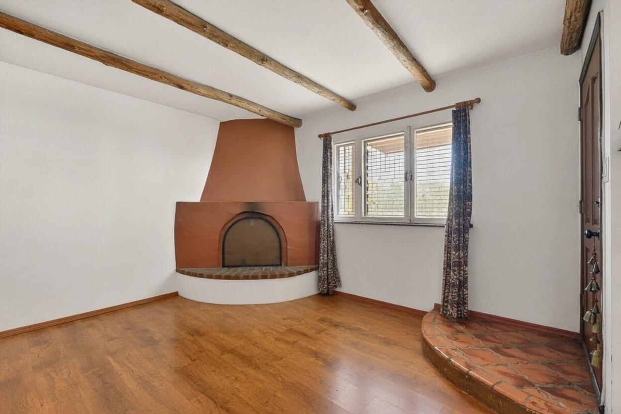Photo 14 — 1648 Moon Street NE