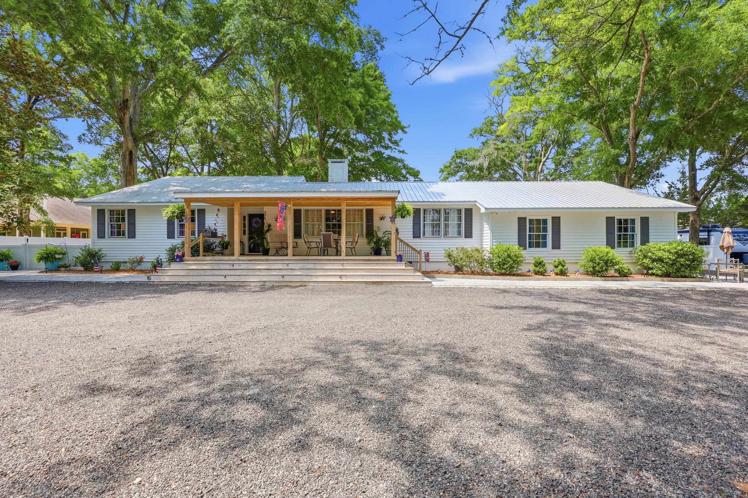 Photo 2 of Single family home for sale at 230 Cedar Point Ave, Murrells Inlet, SC 29576 | MLS# 2614966 | Listing updated on 2026-09-21