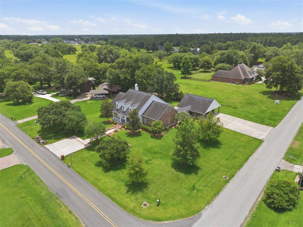 2411 Bon Vie Drive — photo 4