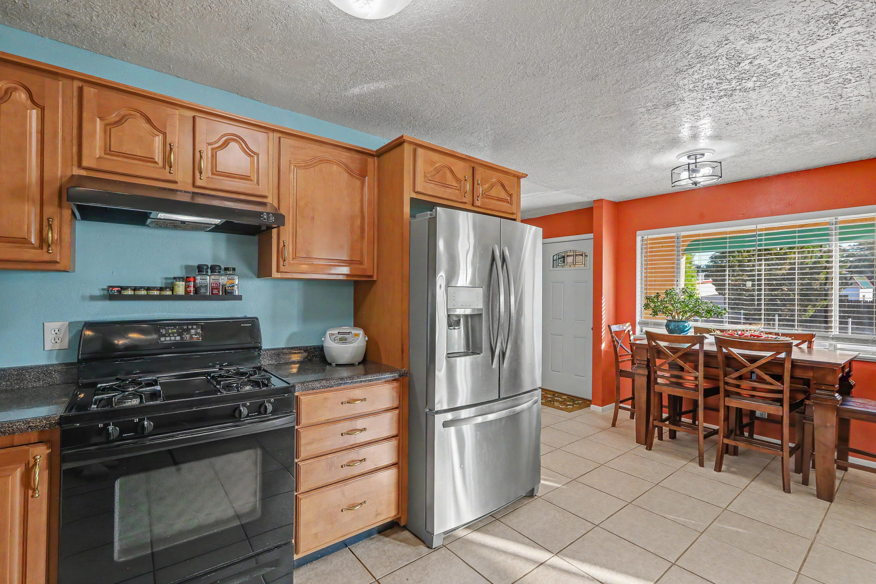 Photo 15 — 11537 Angelina Place NE