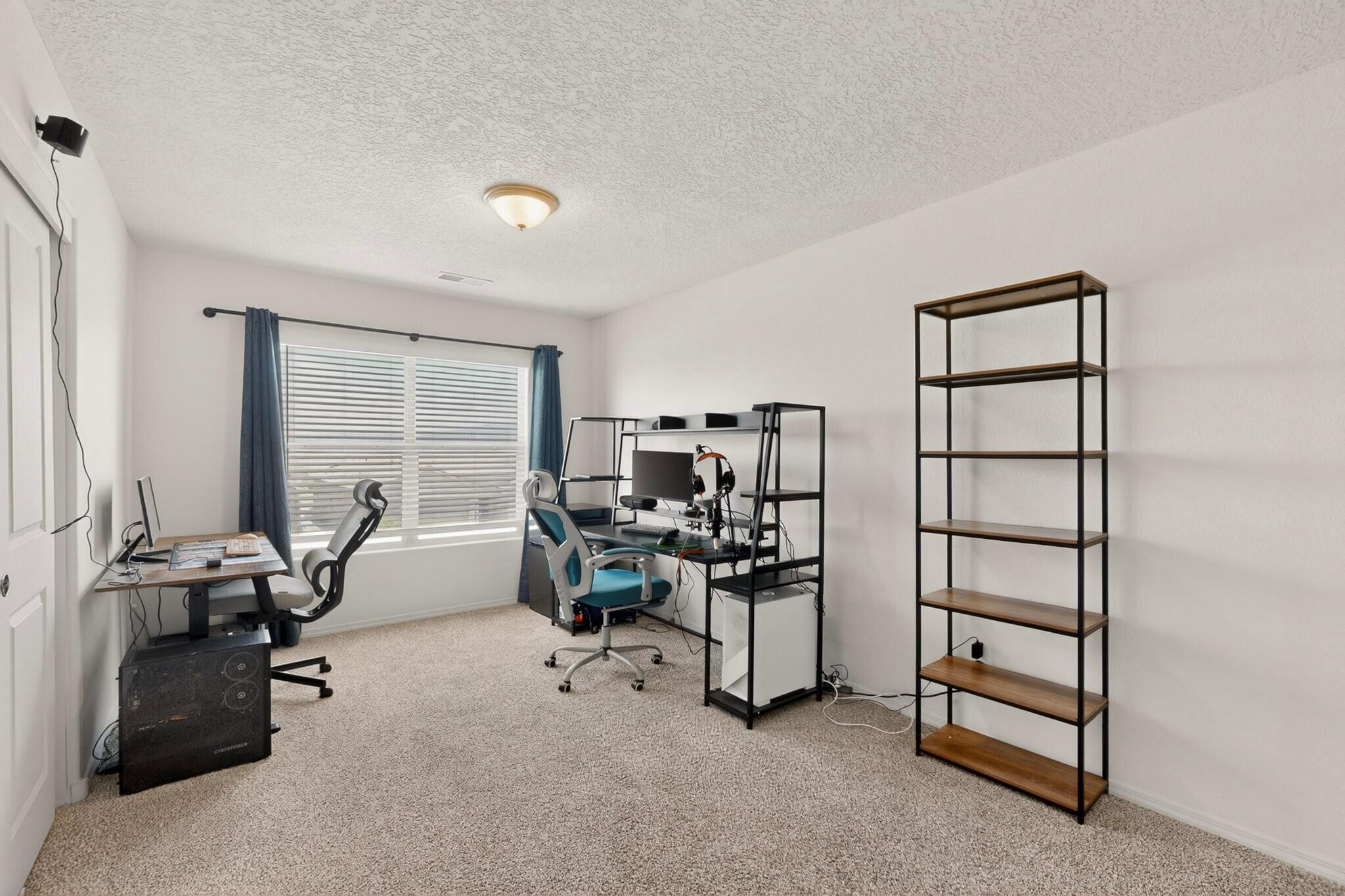 Photo 14 — 4139 Silver Springs Road NE