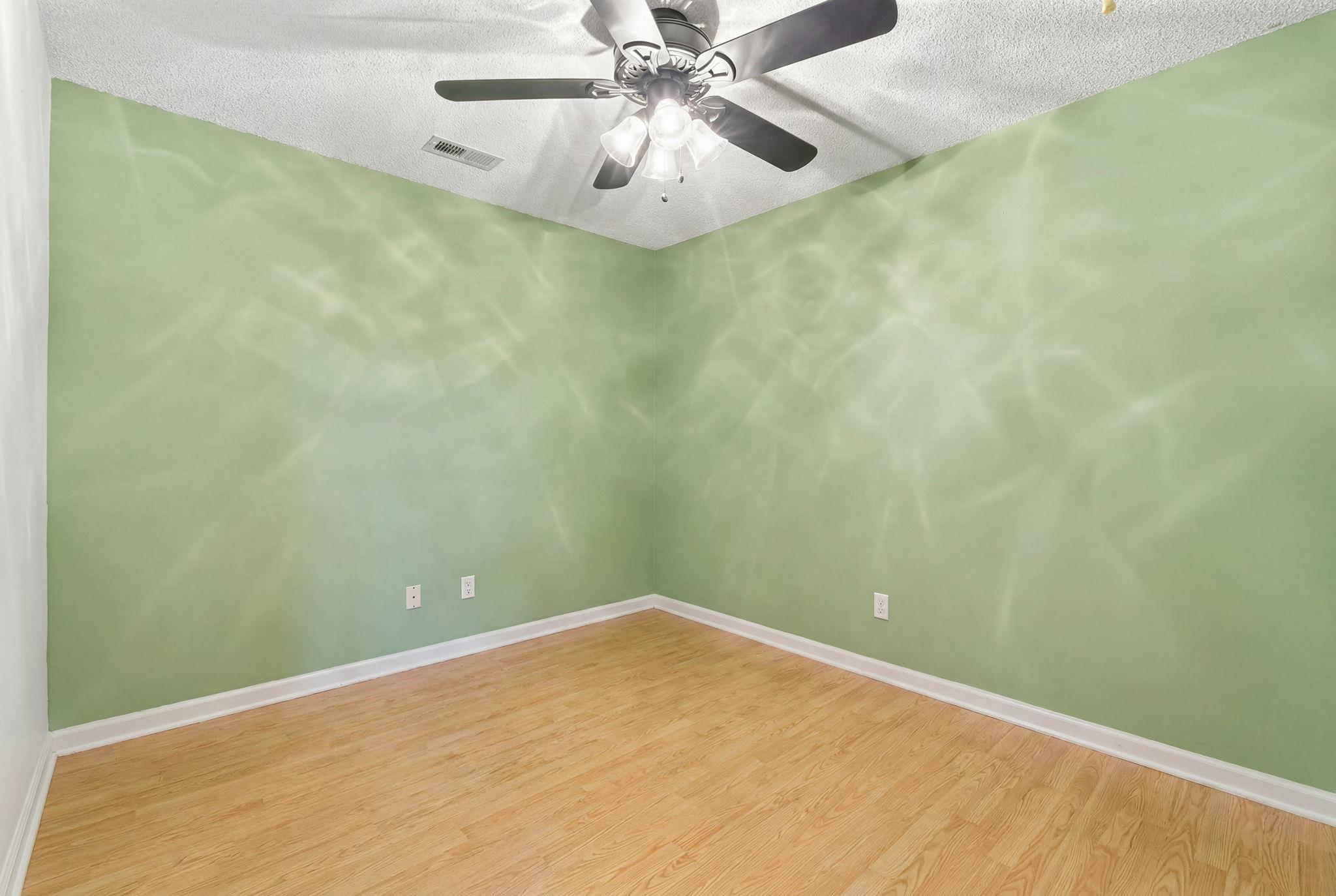 2615027 | Photo 29