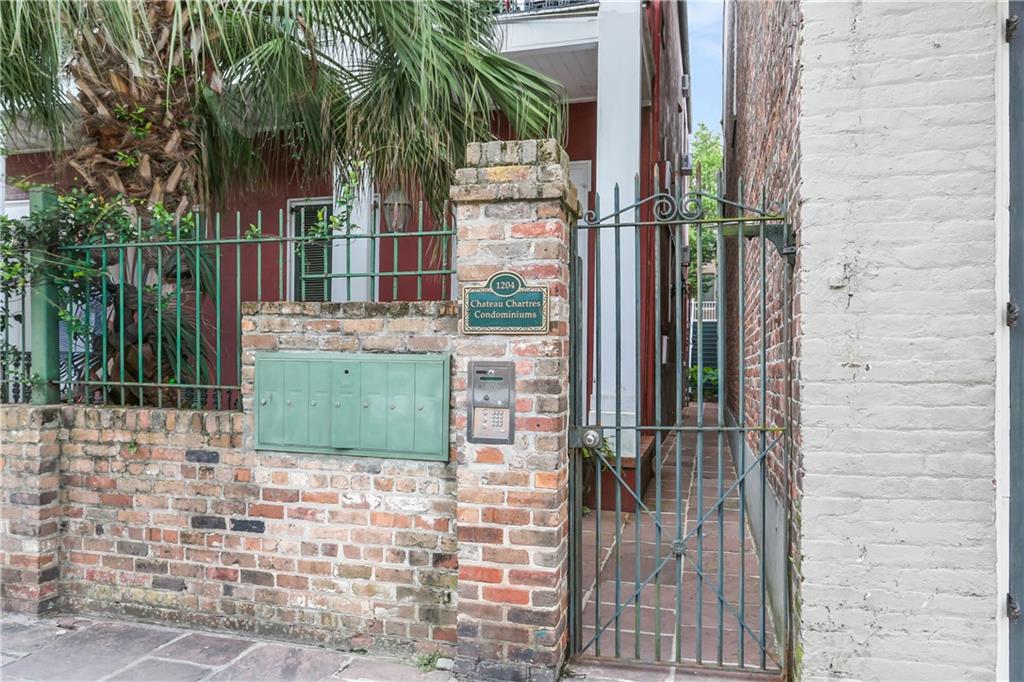 Homes for sale in New Orleans, LA | 1204 Chartres St #5, New Orleans, LA 70116 | MLS# 2562765
