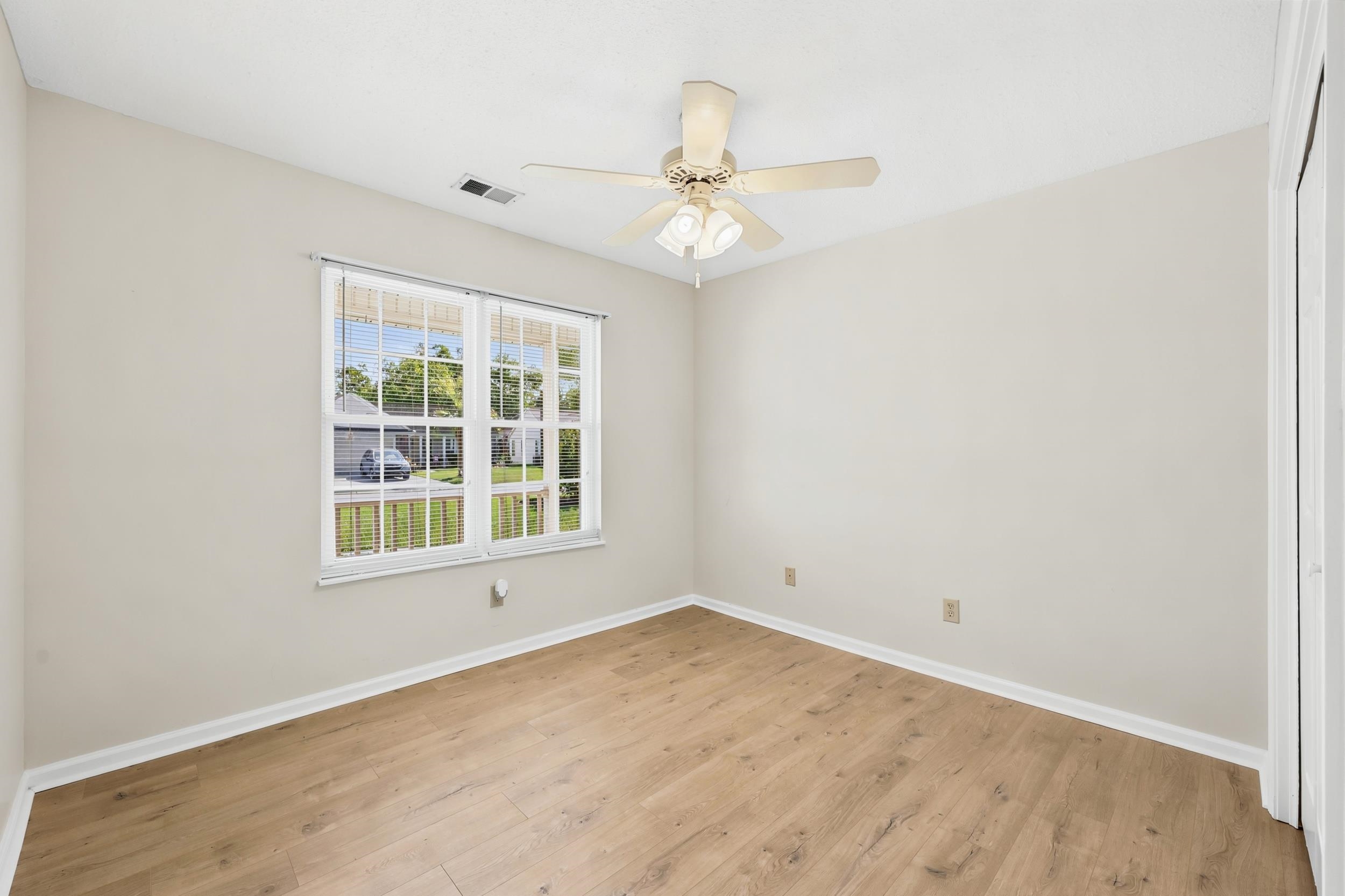 2615075 | Photo 21