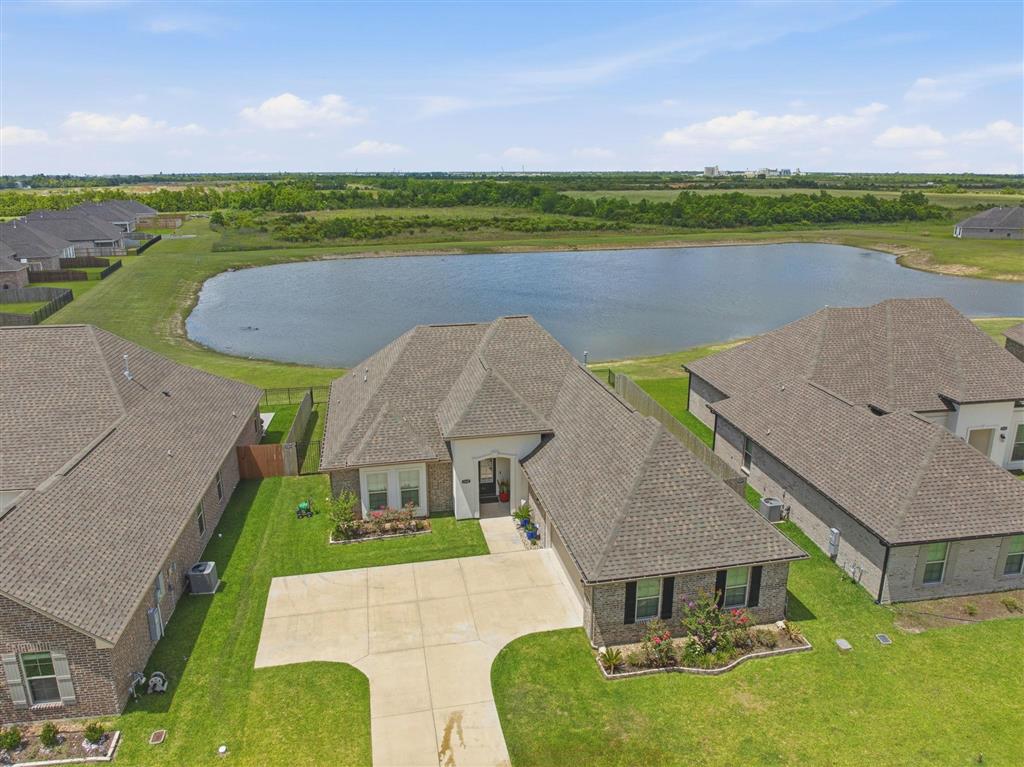 3345 Lake Crest Drive