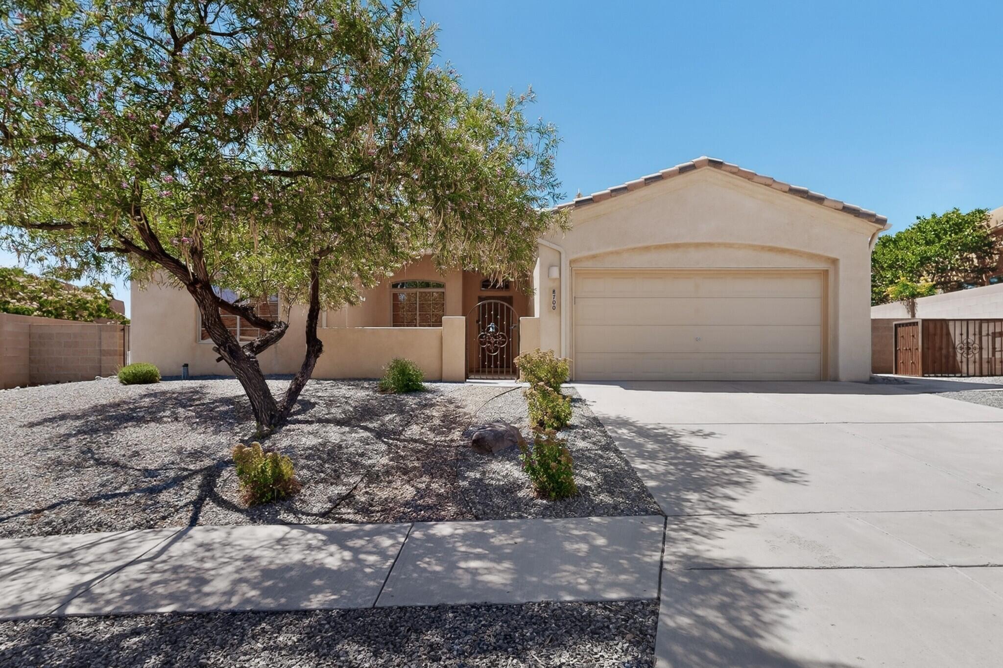 8700 Desert Rain Road NW Albuquerque, NM 87120