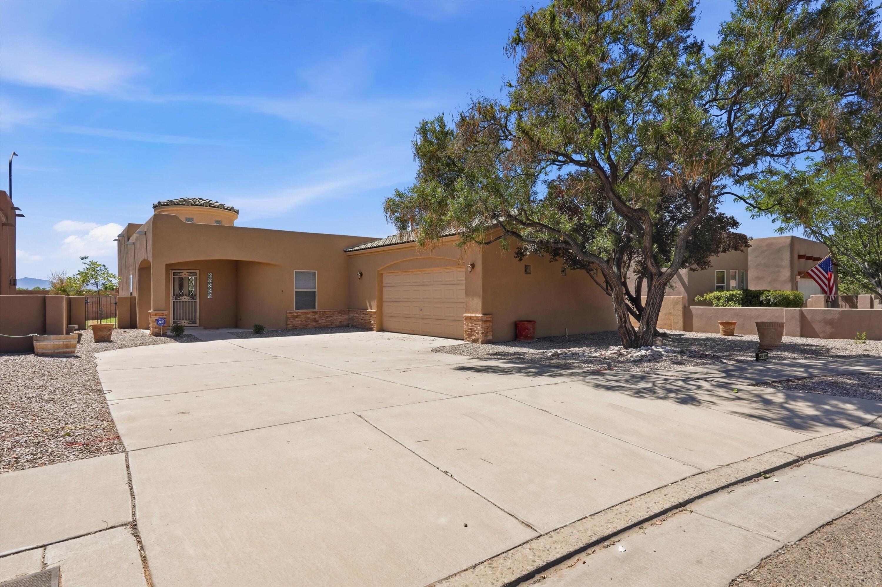 4016 Palacio Real Avenue NW Albuquerque, NM 87120