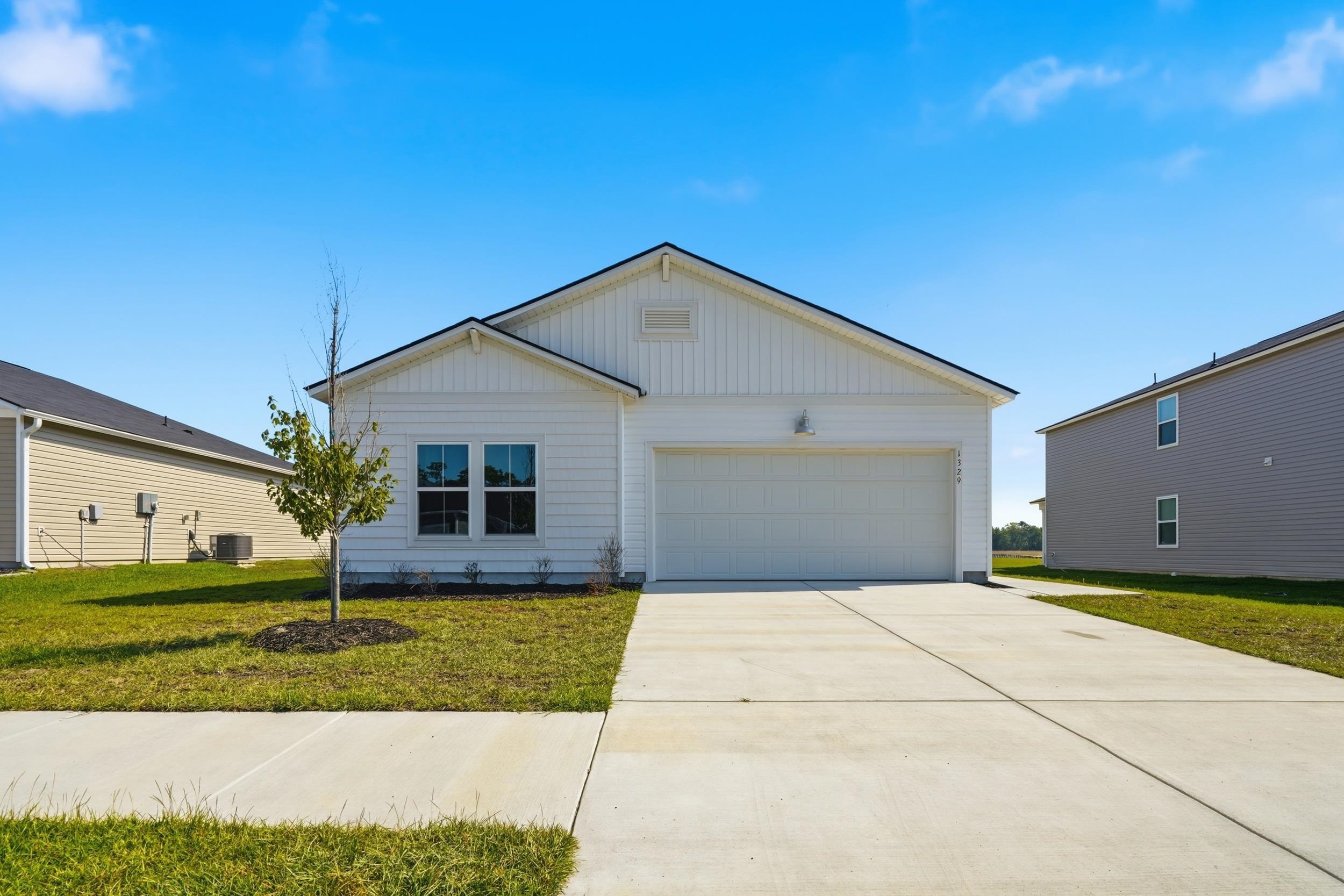 1329 Palm Springs Paloma Dr Longs, SC 29568