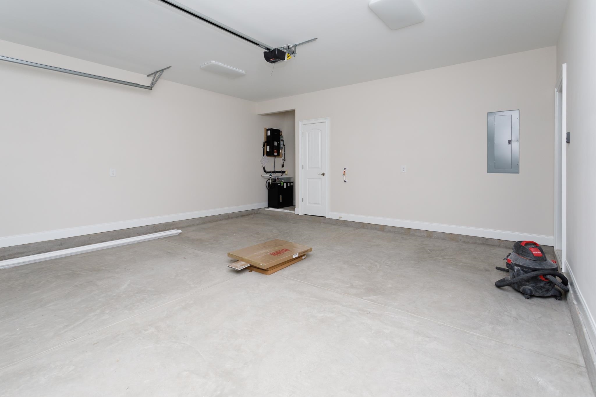 2615136 | Photo 26