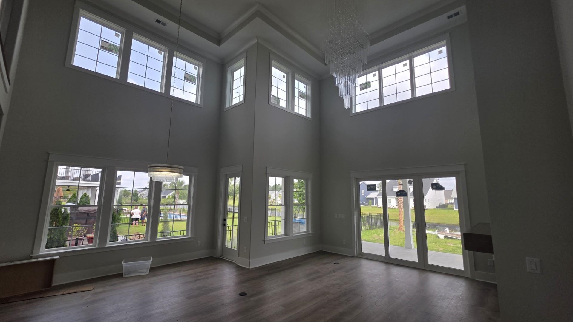 2615299 | Photo 34