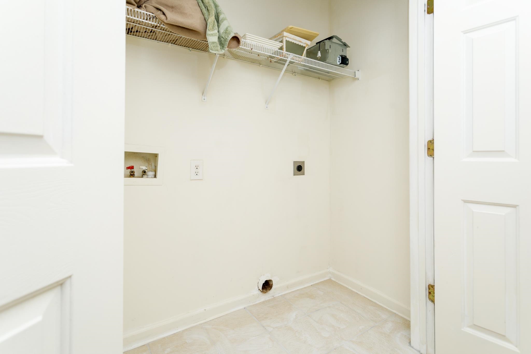 2615303 | Photo 12