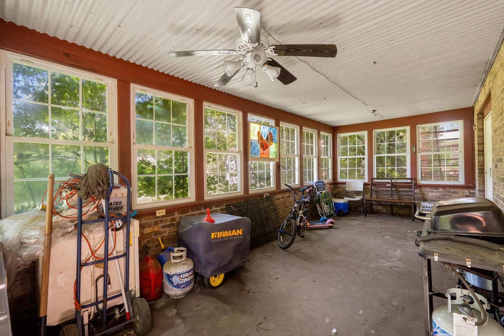 2615316 | Photo 27