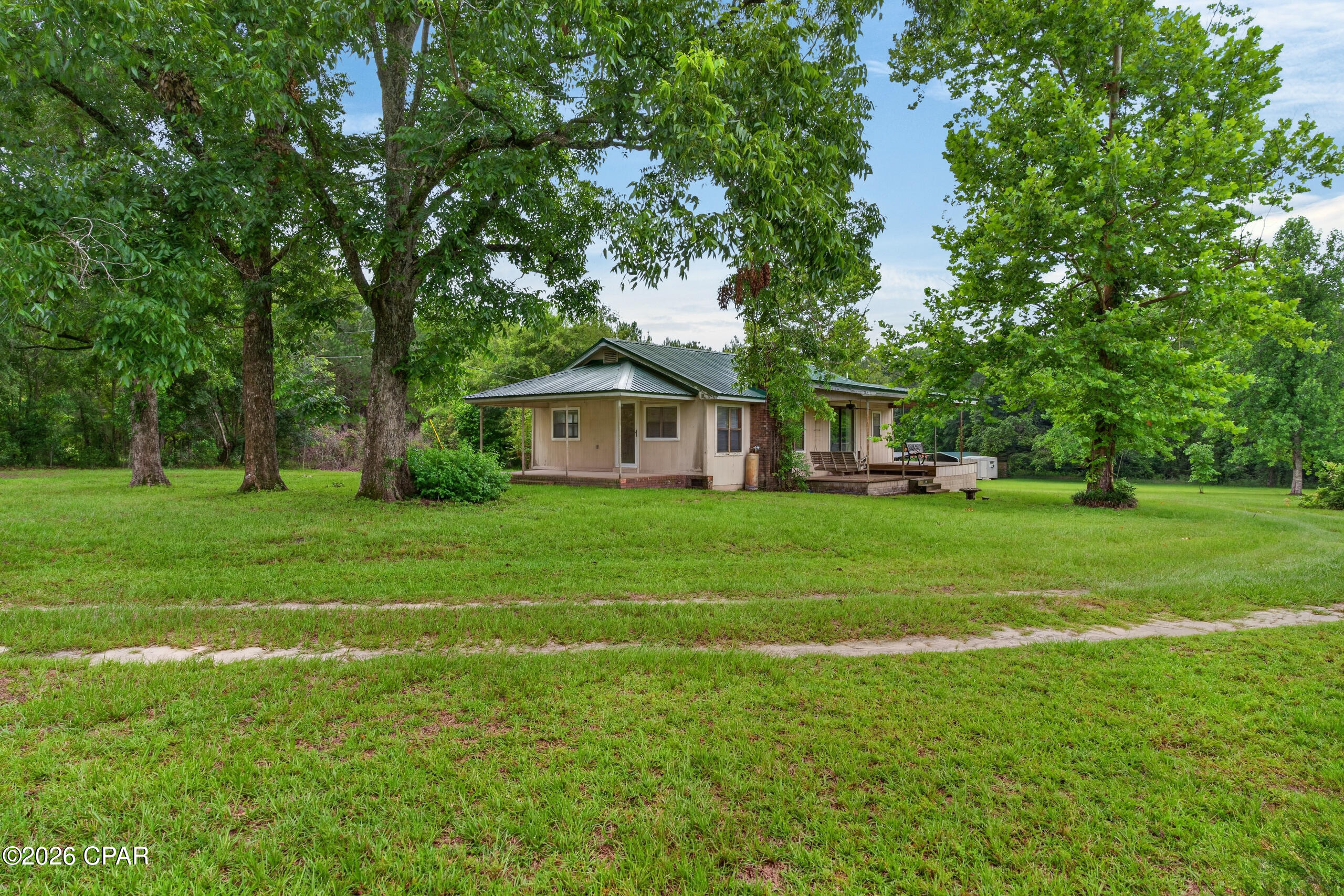 1st image of 1229 Clearview Ln, Graceville, FL 32440 | MLS# 791521
