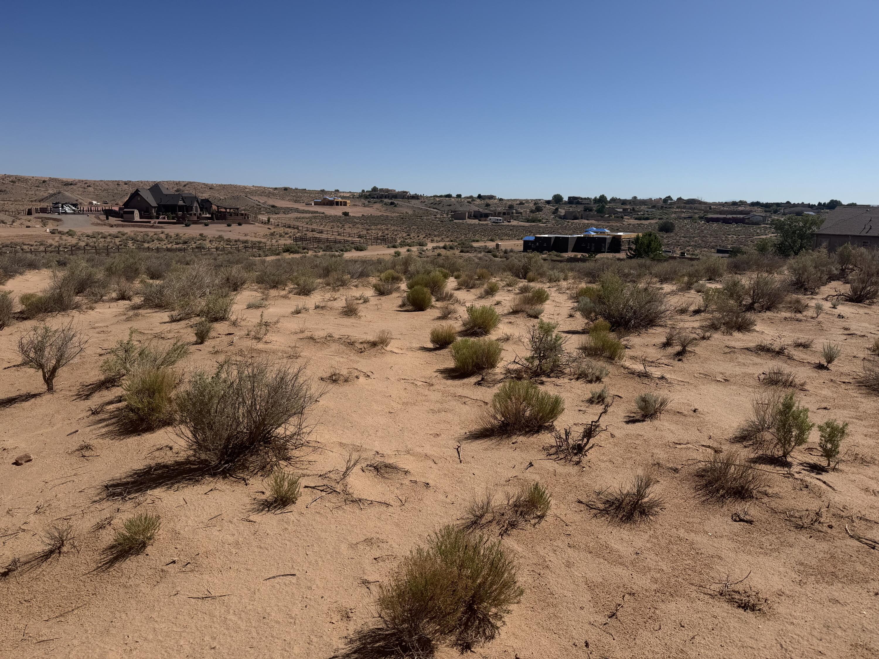 Photo 8 — 6003 La Paz Road NE