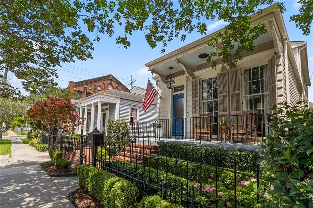 Homes for sale in New Orleans, LA | 1029 Milan St, New Orleans, LA 70115 | MLS# 2559465