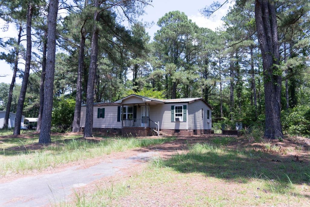 1175 Pond View Dr. Manning, SC 29102