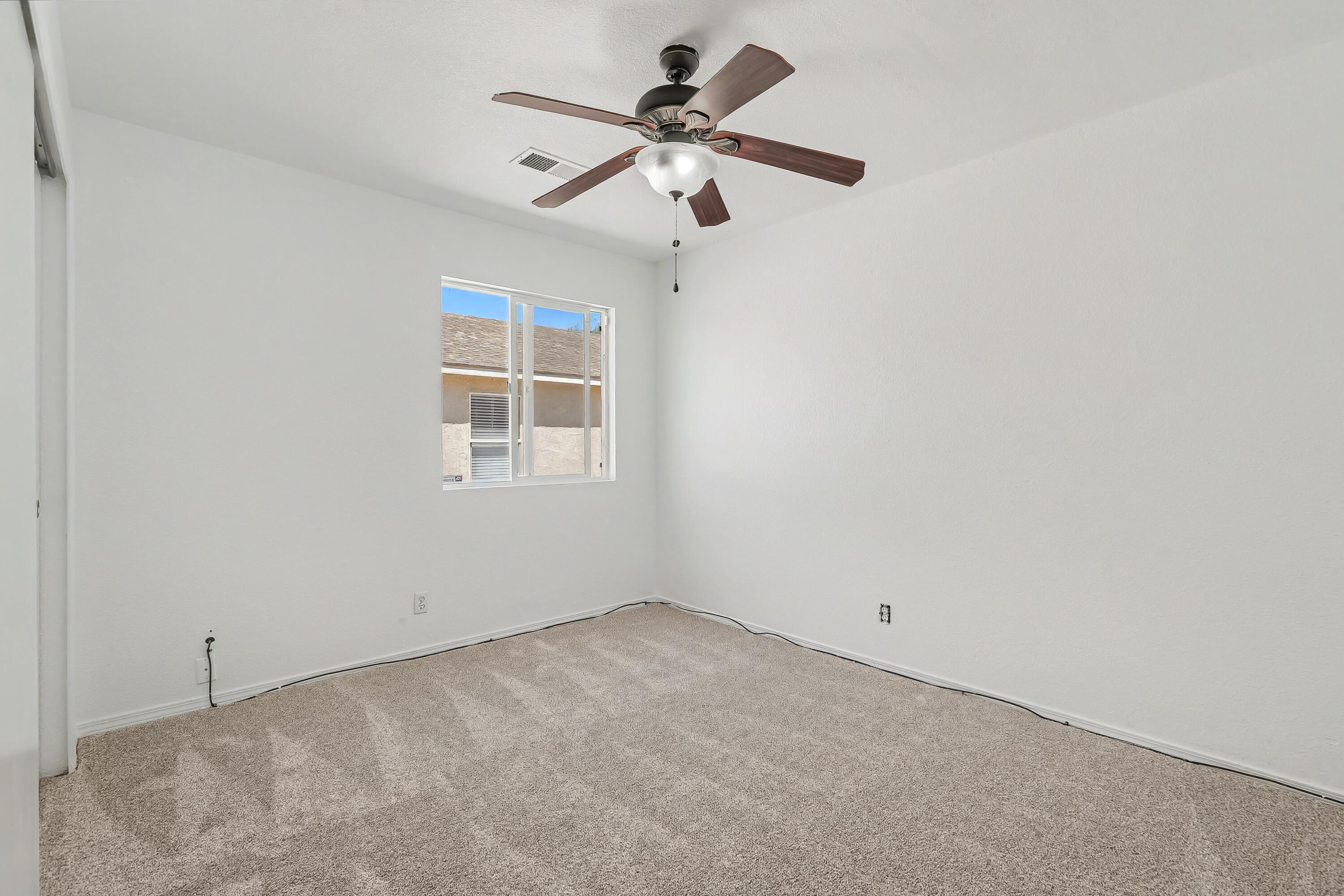 Photo 14 — 616 Valley Meadows Drive NE