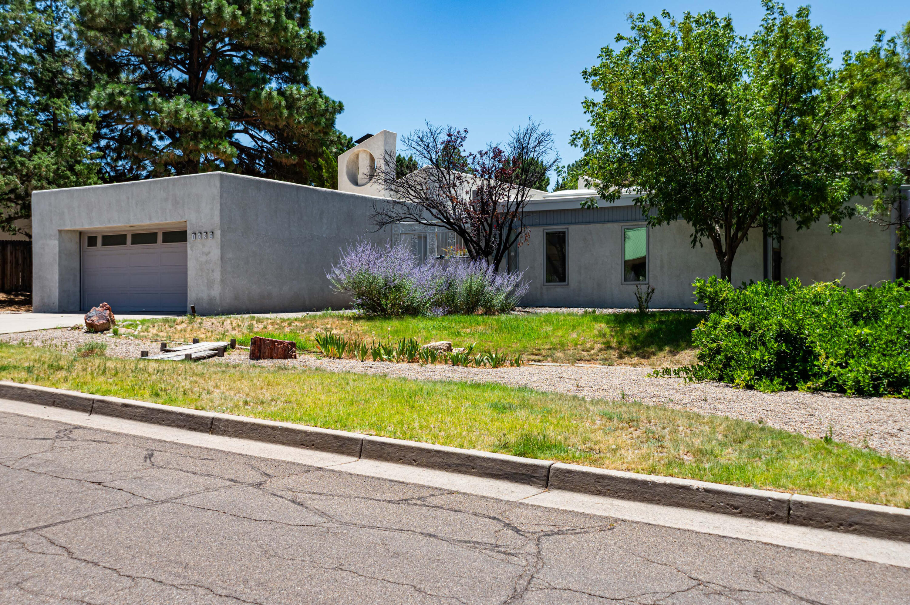 1020 Cuatro Cerros Trail SE Albuquerque, NM 87123