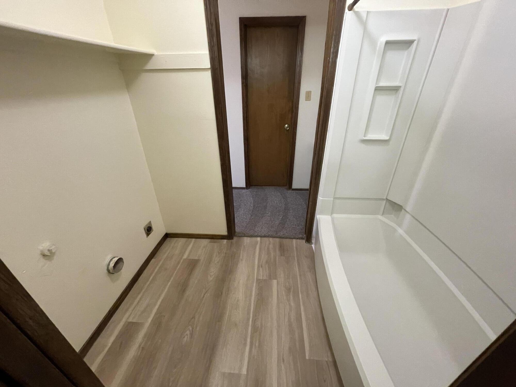 Photo 7 — 11420 Prospect Avenue NE D