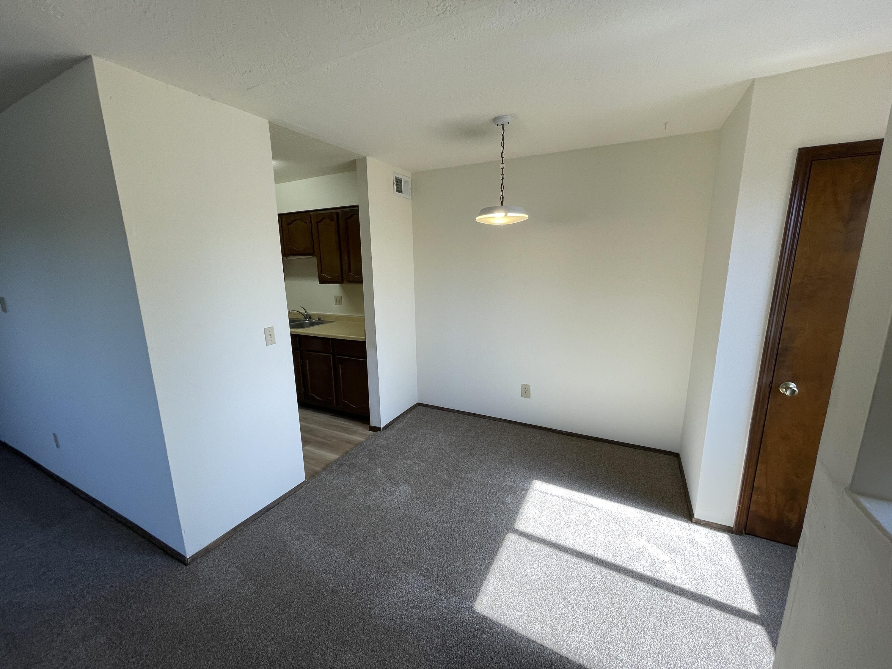 Photo 18 — 11420 Prospect Avenue NE D