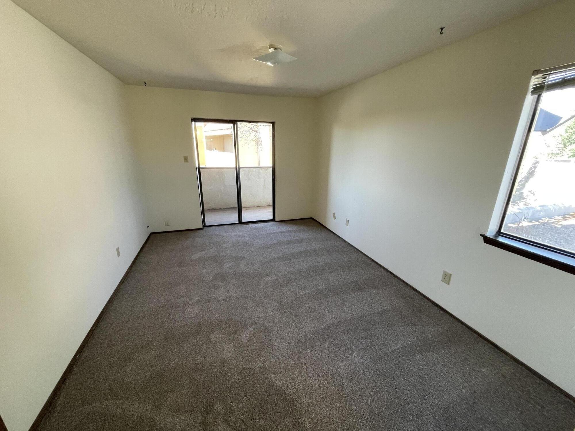 Photo 19 — 11420 Prospect Avenue NE D