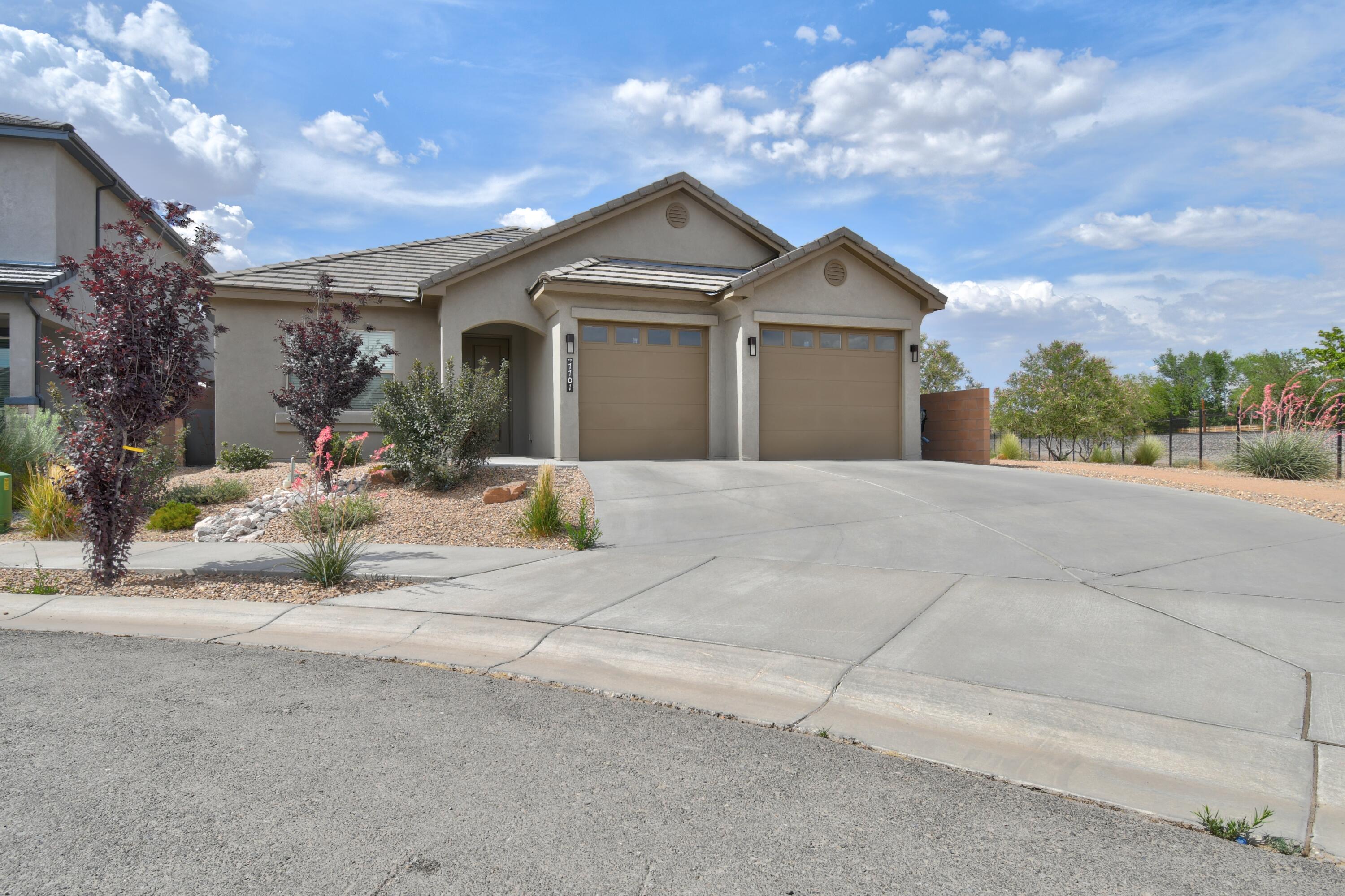 7701 Majesty Court, Albuquerque NM 87107