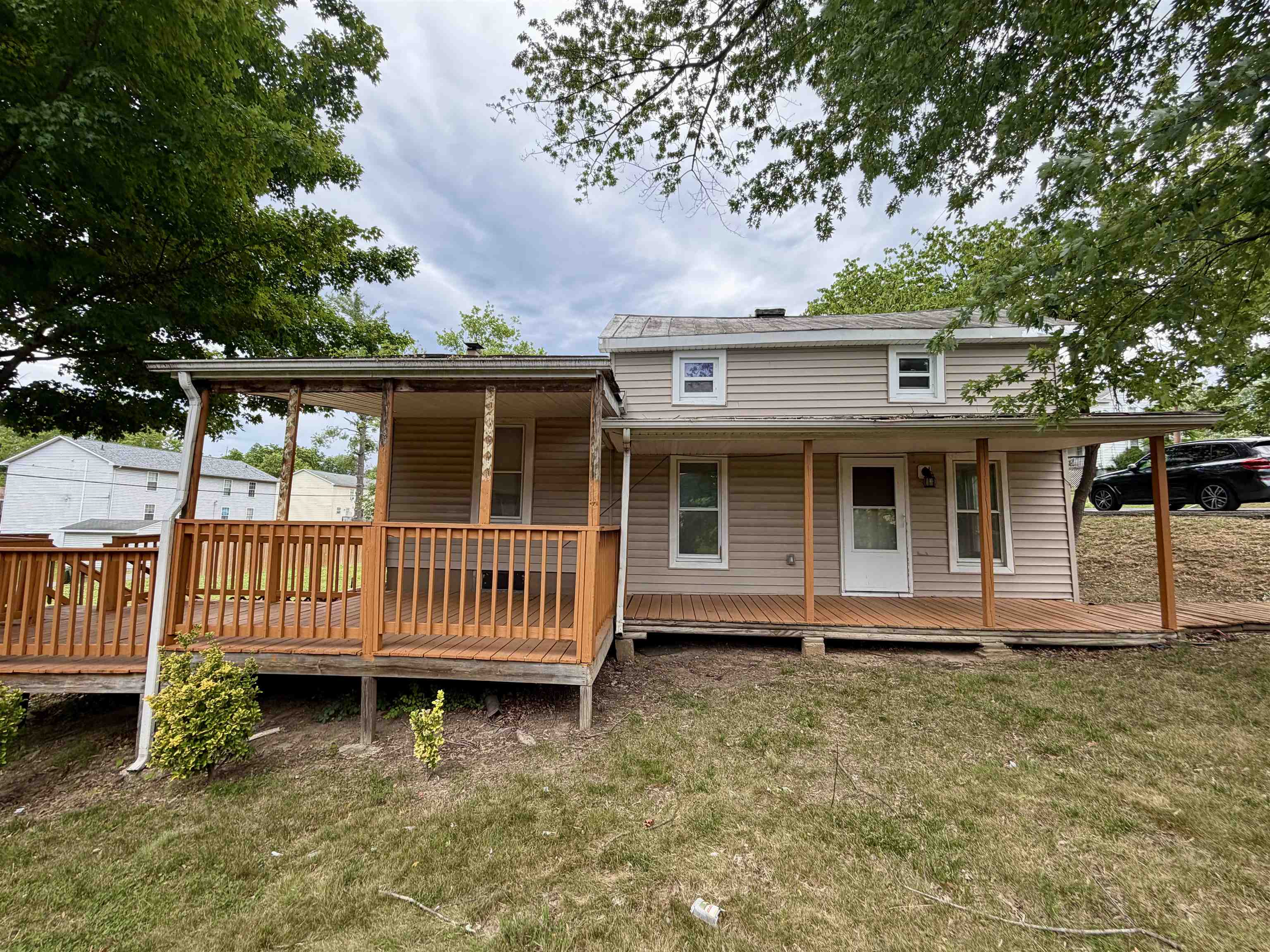 749 FLORENCE AVE, Waynesboro, VA 22980