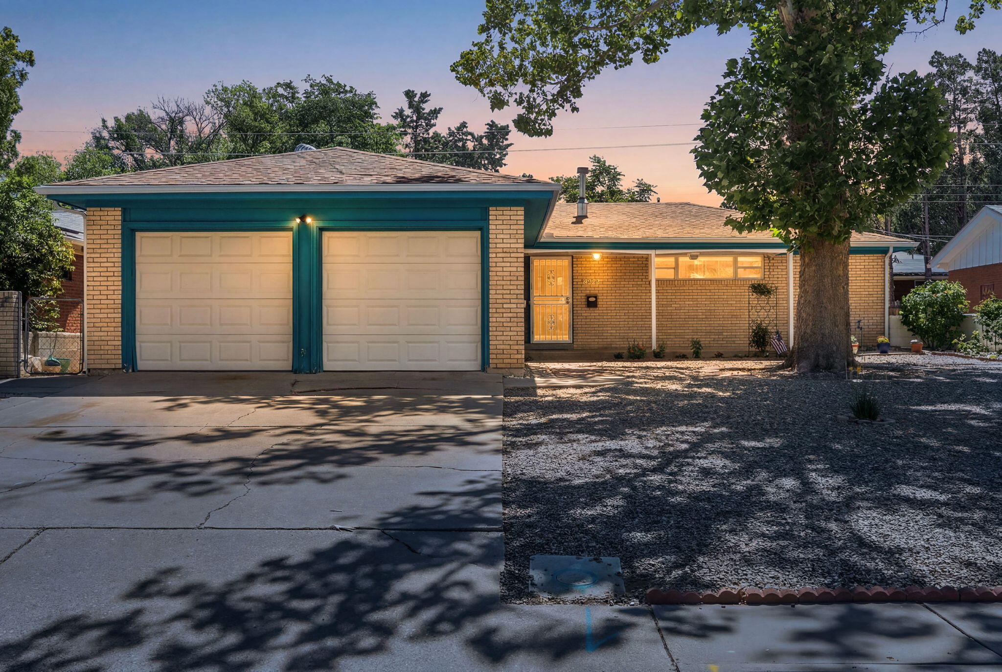 2916 Espanola Street NE Albuquerque, NM 87110