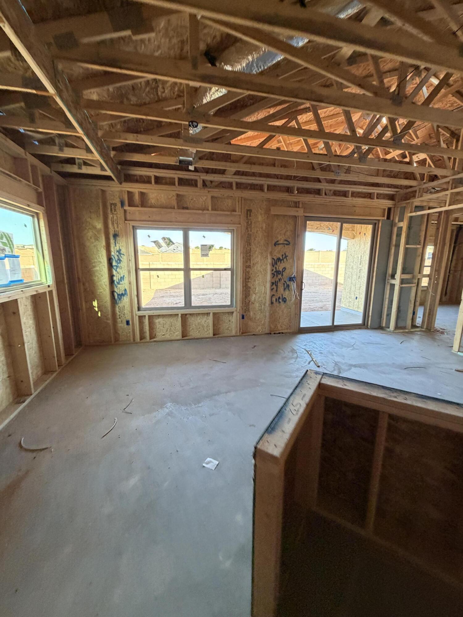 Photo 3 of Sale Pending at 4513 Olivia Dr, Rio Rancho, NM 87144 | MLS# 1105838 | Listing updated on 2026-09-03