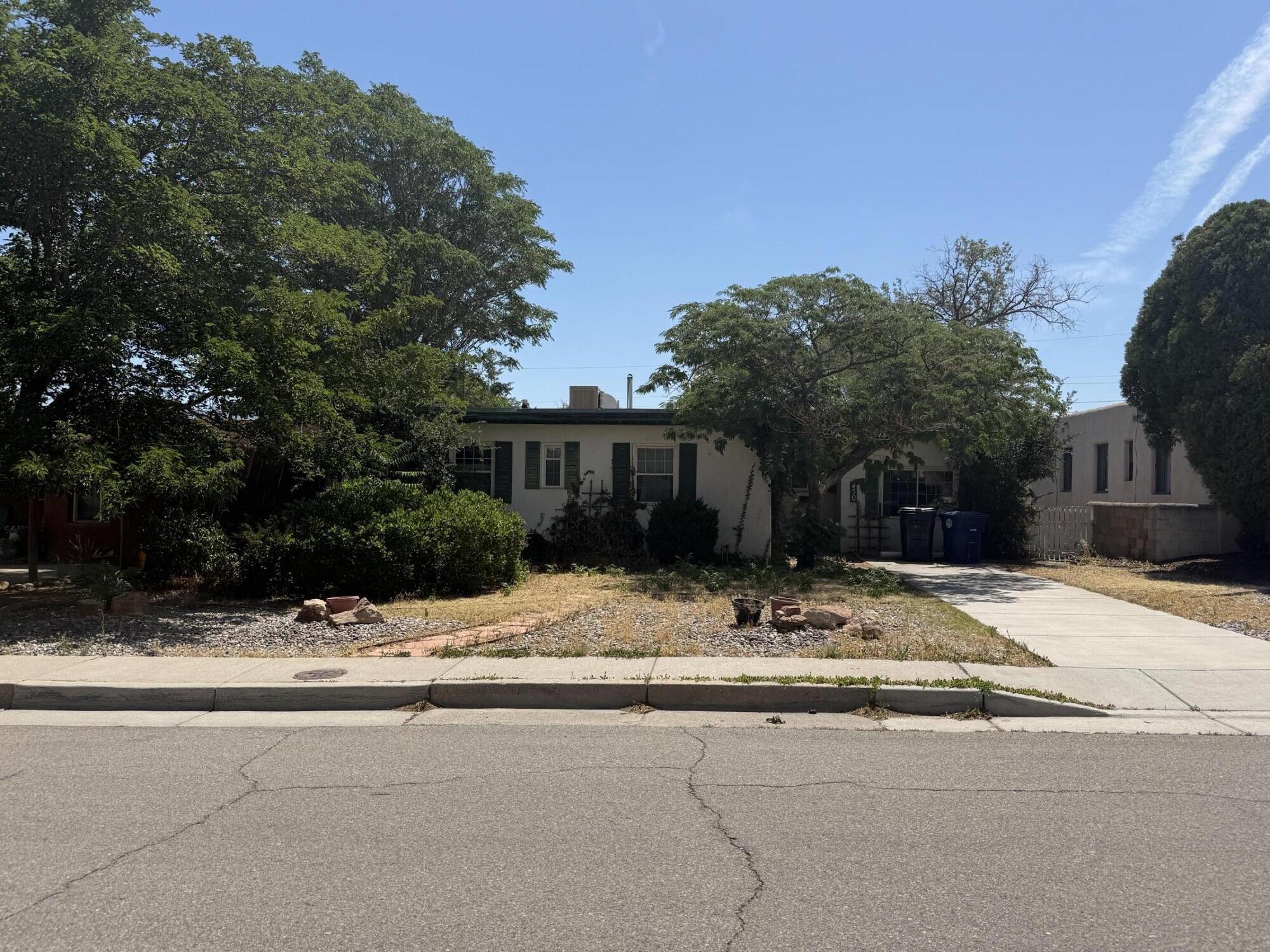 450 Montclaire Drive SE, Albuquerque