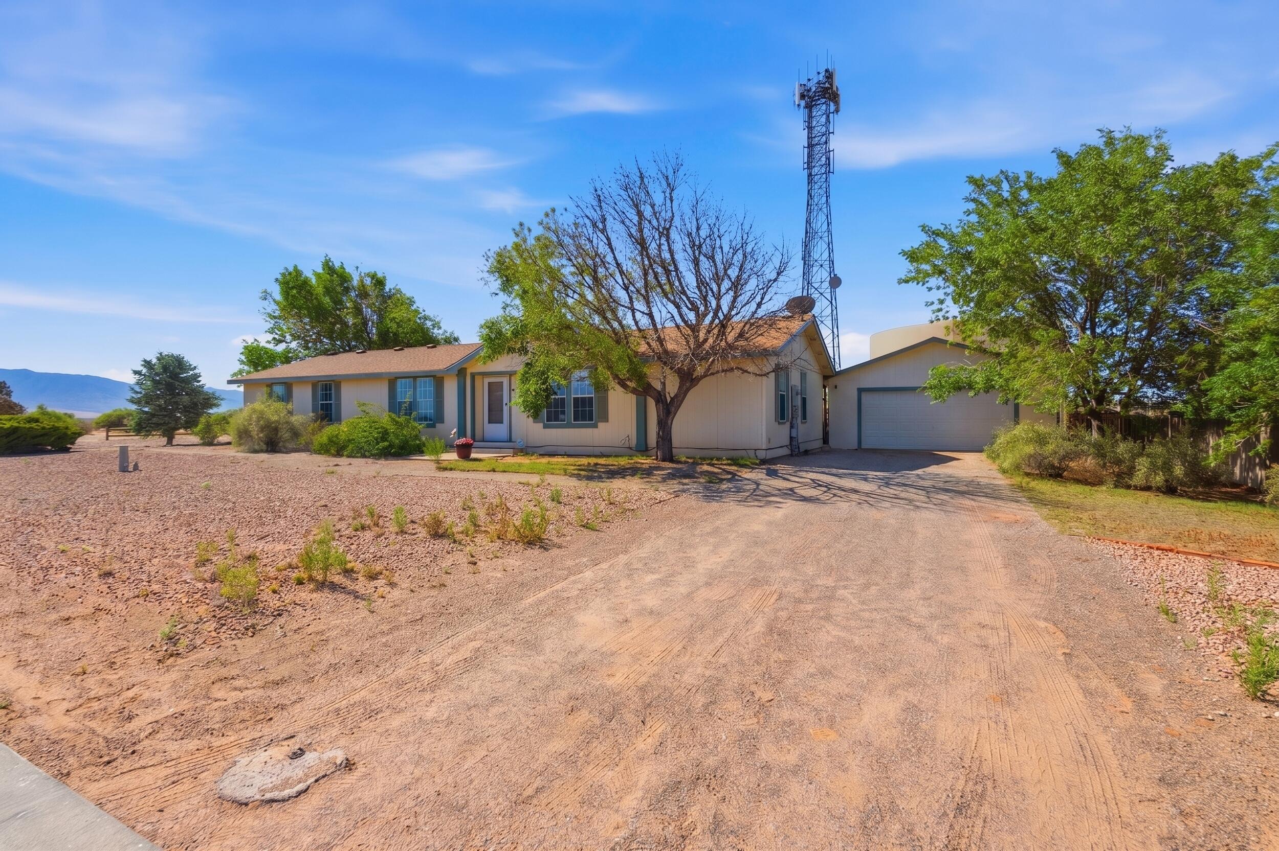Homes for sale in Rio Communities, NM | 62 Calle De Chamesa Loop, Rio Communities, NM 87002 | MLS# 1105859