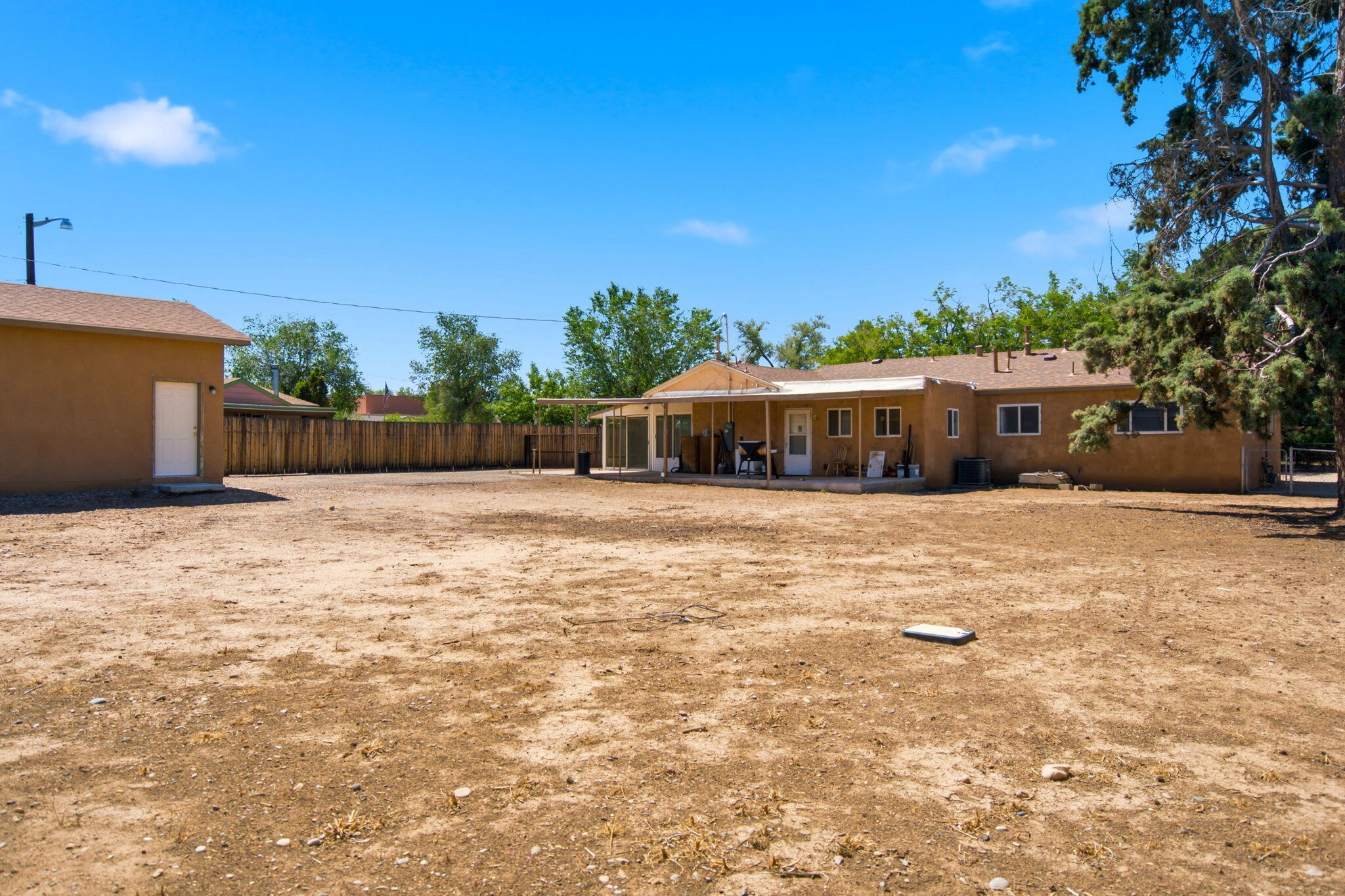Photo 32 of Sale Pending at 105 Green Valley Rd Nw, Los Ranchos, NM 87107 | MLS# 1105863 | Listing updated on 2026-09-09