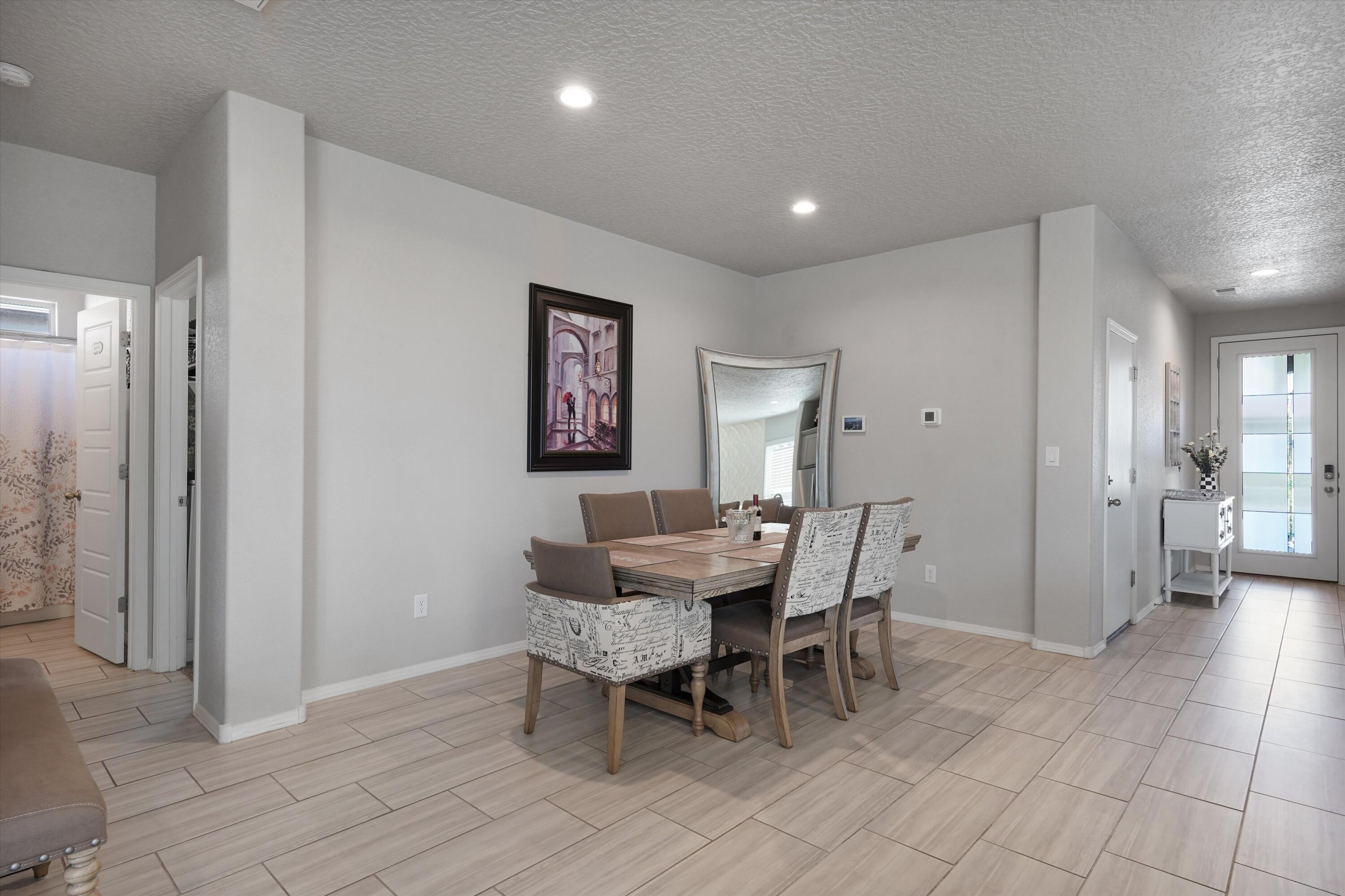 Photo 10 — 3321 Berkshire Road NE