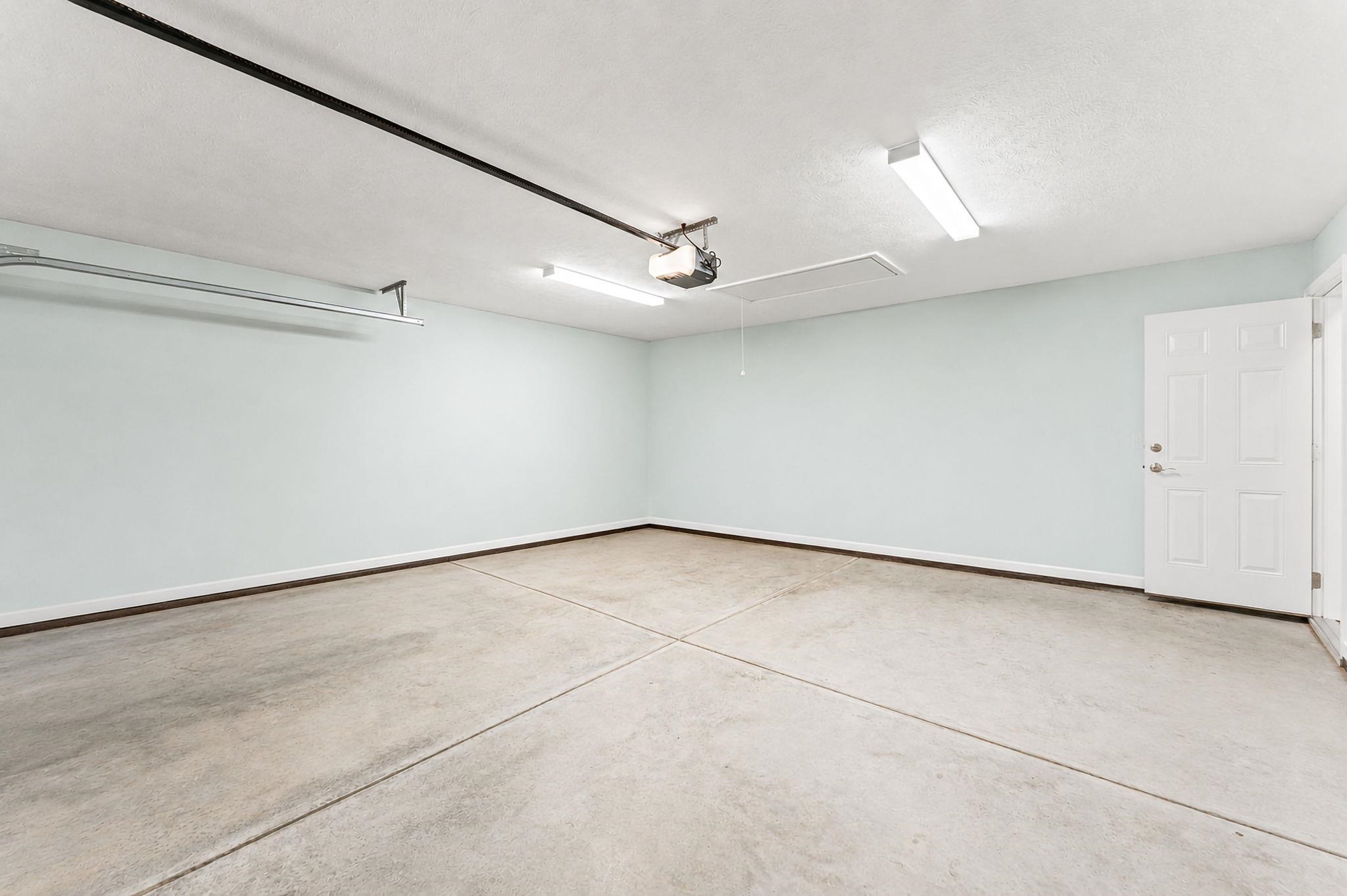 2615711 | Photo 22