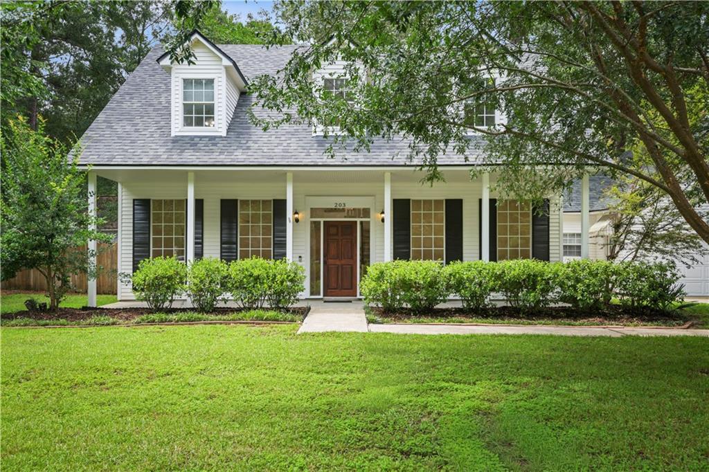 26th image of 203 Chaucer Ln, Mandeville, LA 70448 | MLS# 2563360