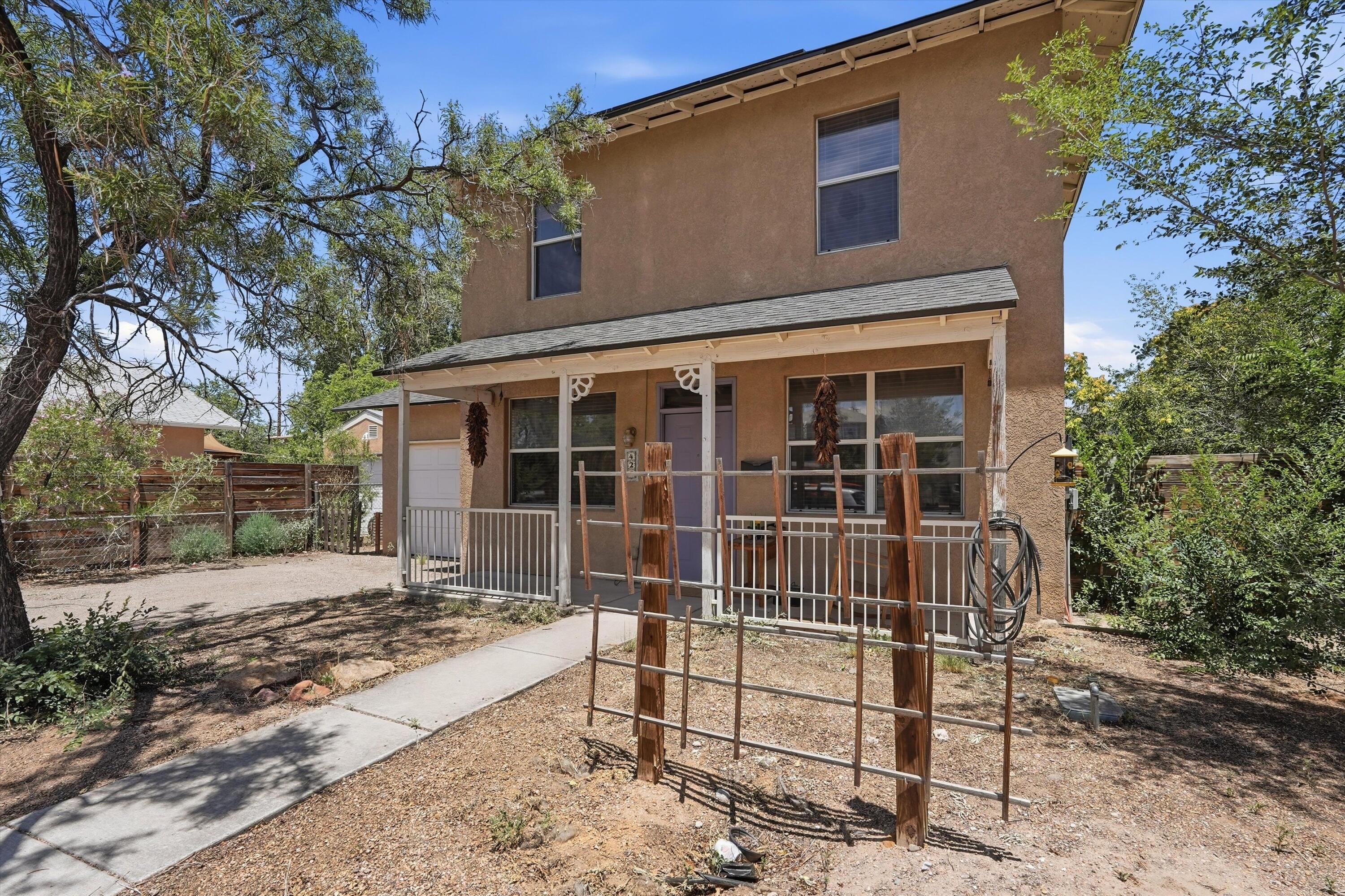 423 Placido Martinez Court NE, Albuquerque