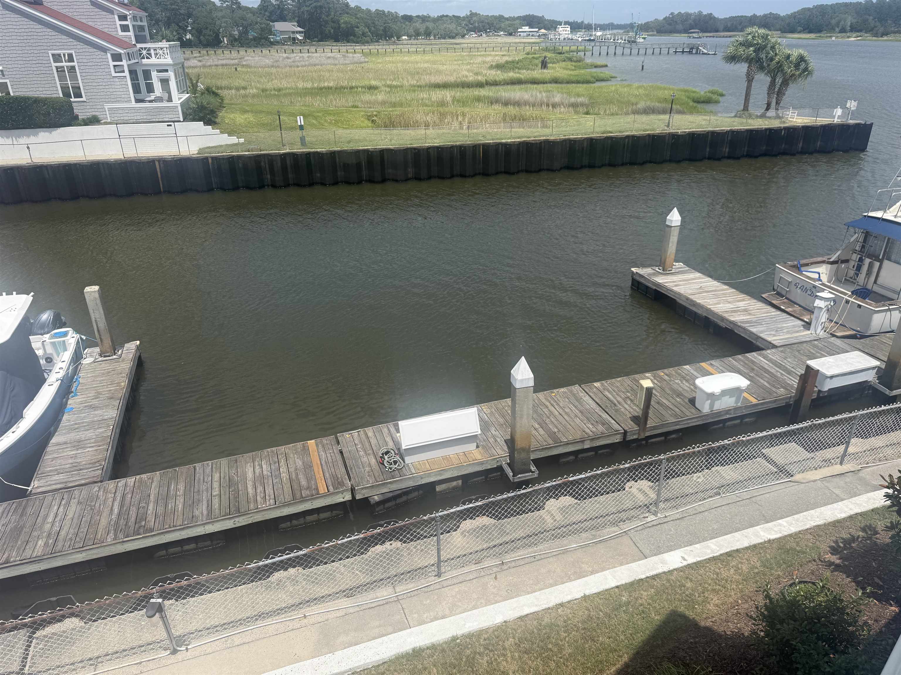 4396 Baldwin Ave. Little River, SC 29566