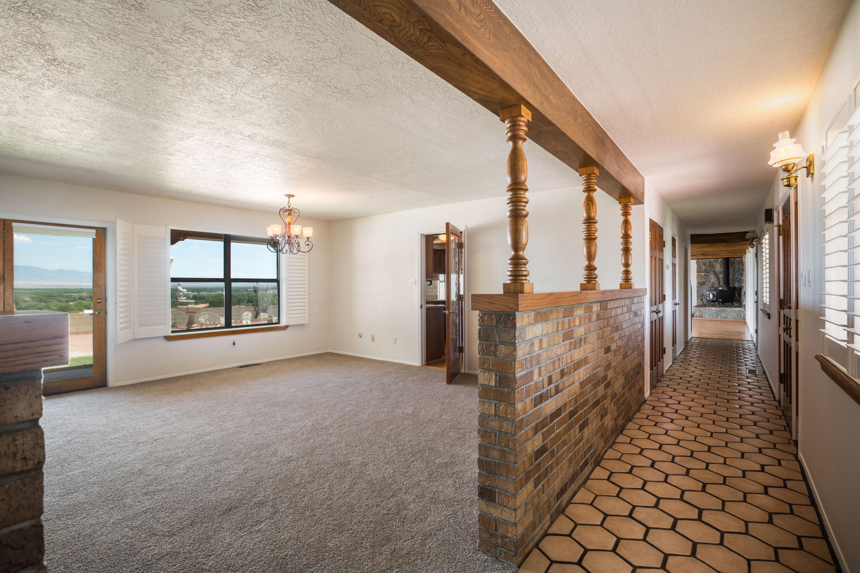 5th image of 636 Grant Blvd Sw, Los Lunas, NM 87031 | MLS# 1106090