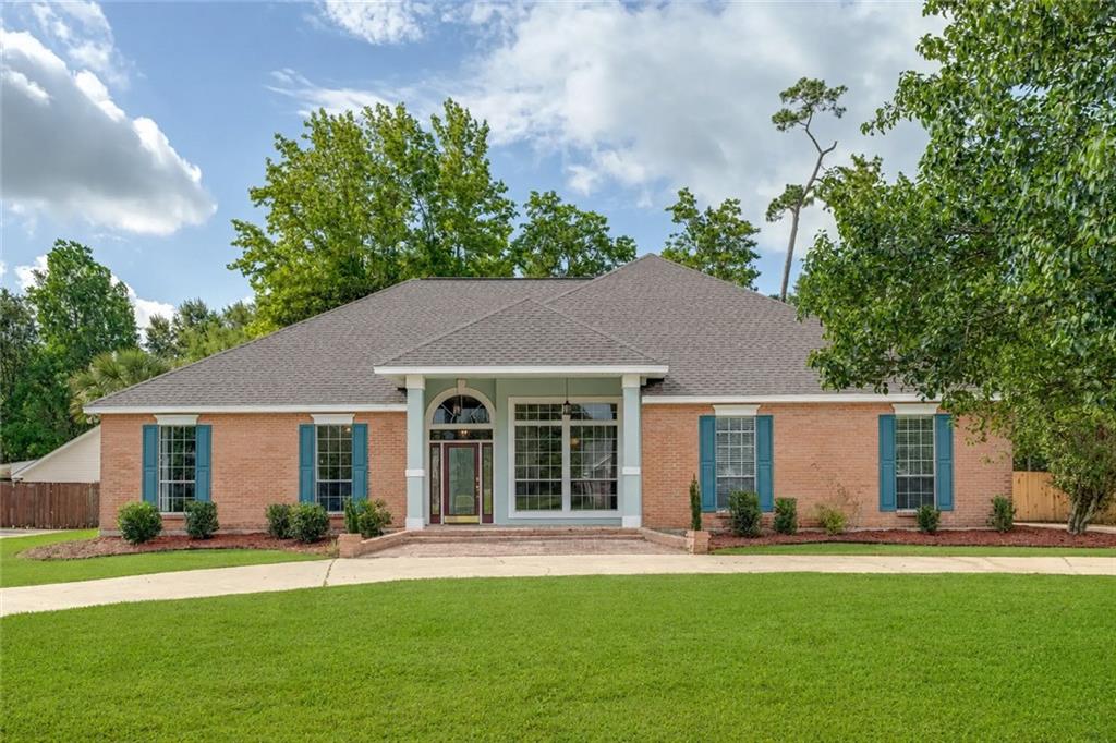 Photo 1 of Single family home for sale at 1104 Bay Ridge Dr, Slidell, LA 70461 | MLS# 2564459 | Listing updated on 2026-09-09