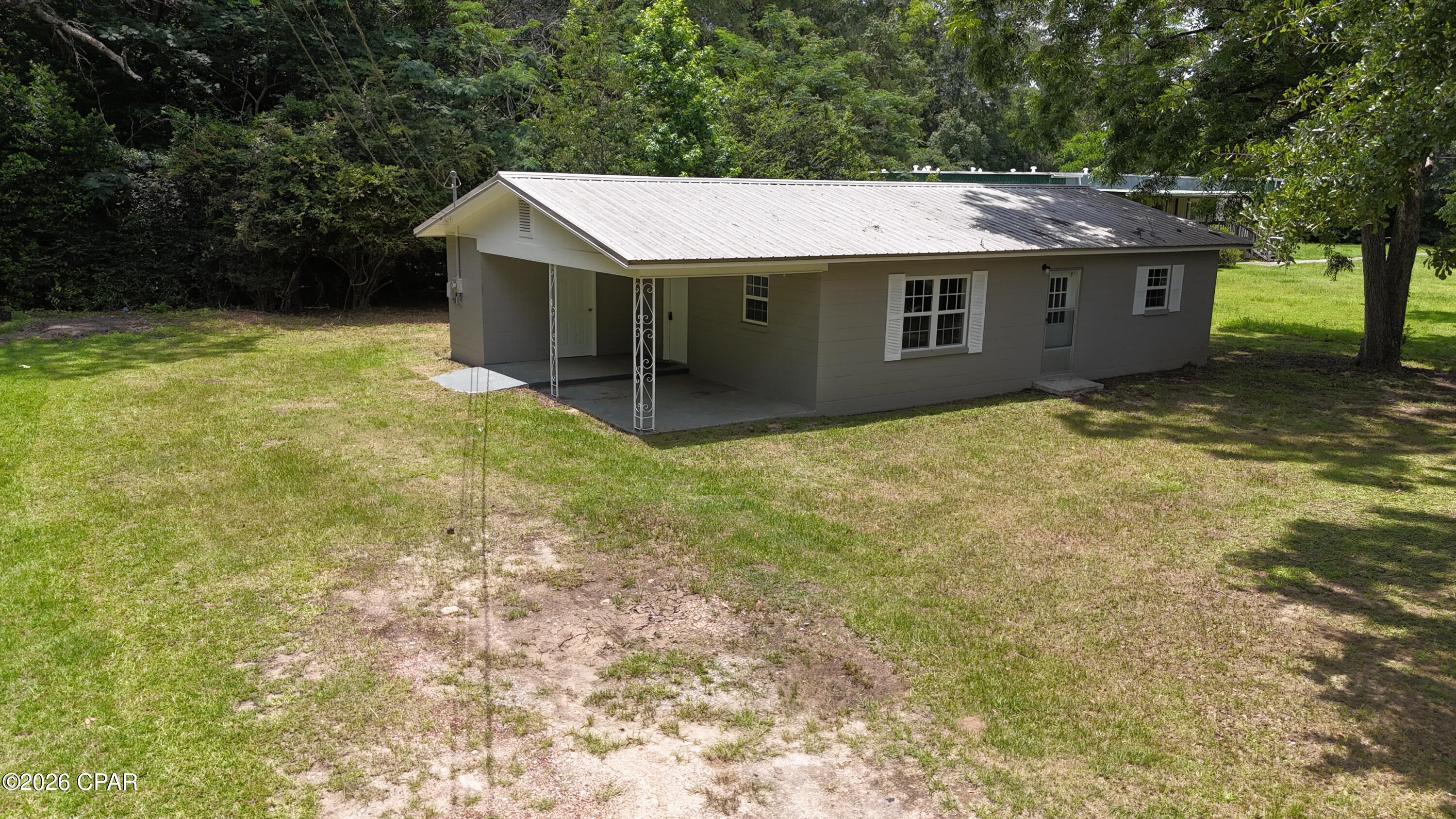 5437 Pearl Street, Graceville, FL 32440